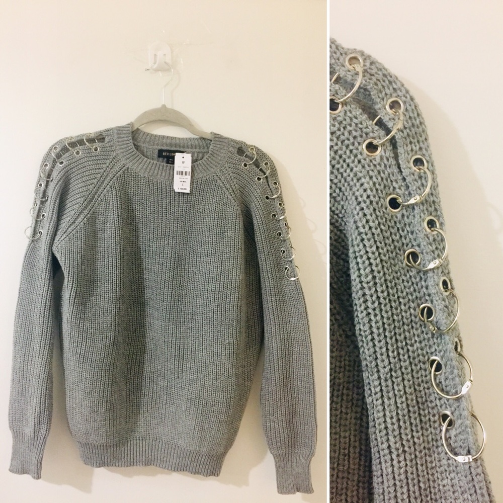 LF chunky knit sweater